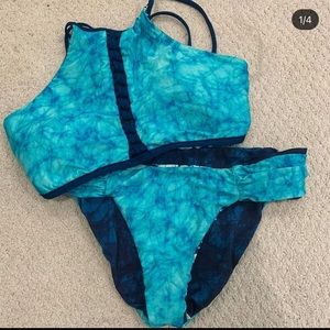 Bathing suit set